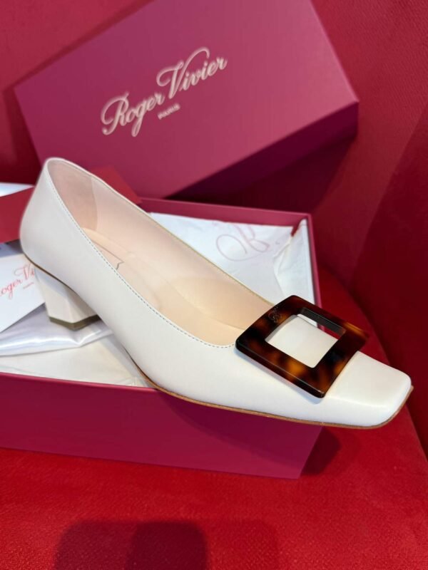 RV Tortoiseshell buckle heels