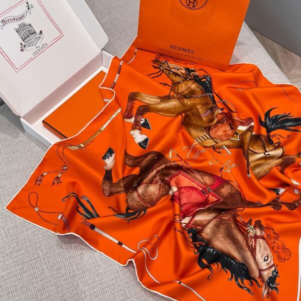 HERMES Square silk scarf