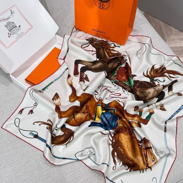 HERMES Square silk scarf