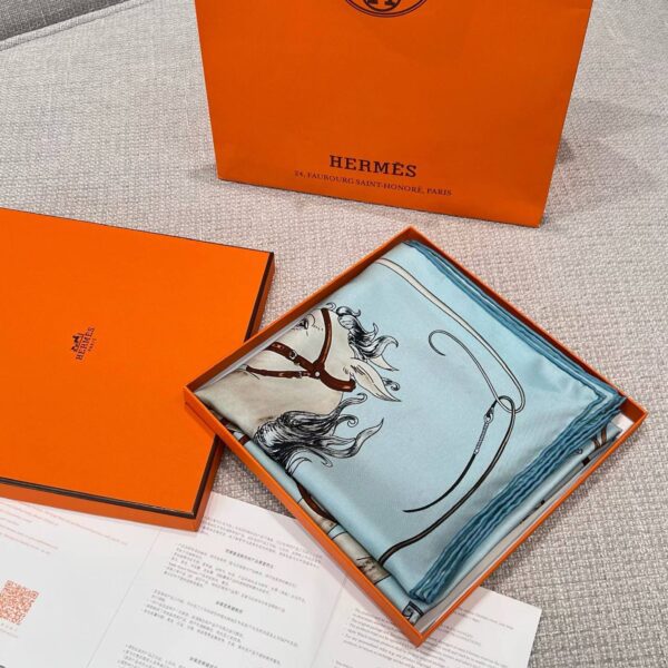 HERMES Square silk scarf