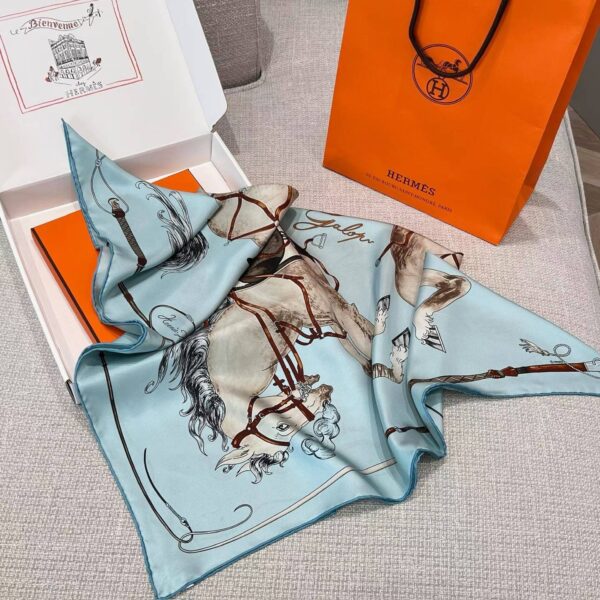 HERMES Square silk scarf