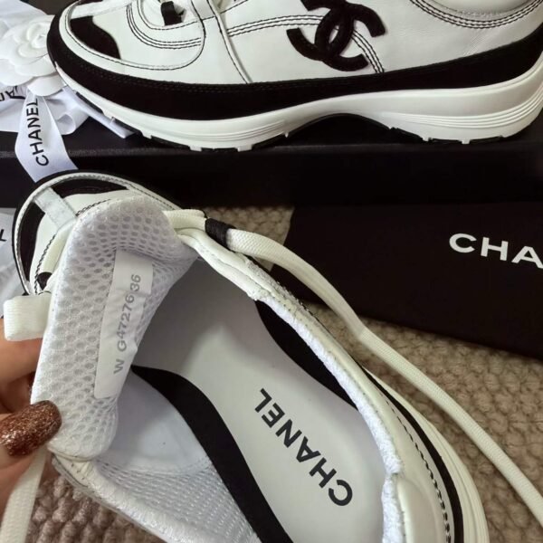 CHANEL Sneakers