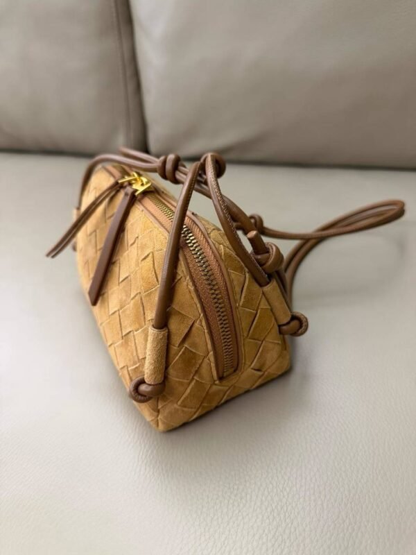 Bottega Veneta  Intrecciato Concert Pouch