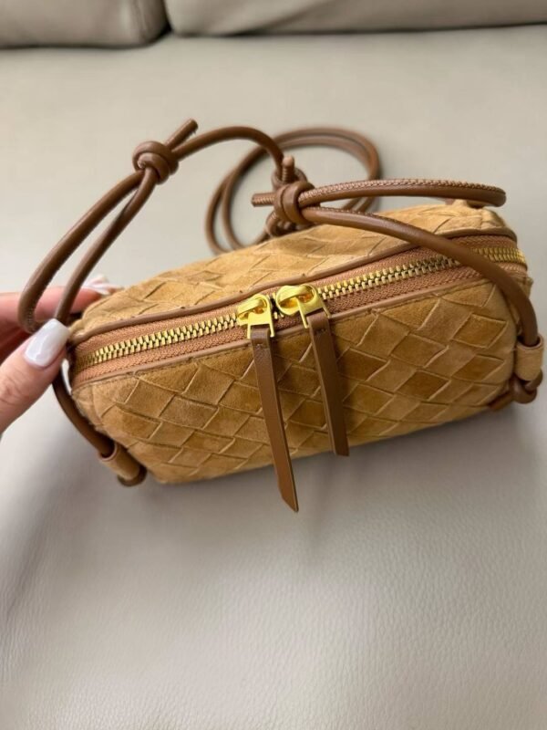 Bottega Veneta  Intrecciato Concert Pouch