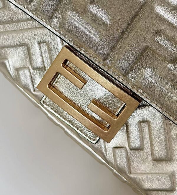 FENDI Baguette®
