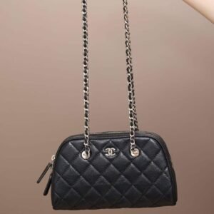 CHANEL Clutch with chain