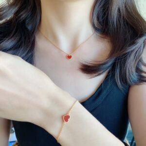 Van Cleef & Arpels Love necklace