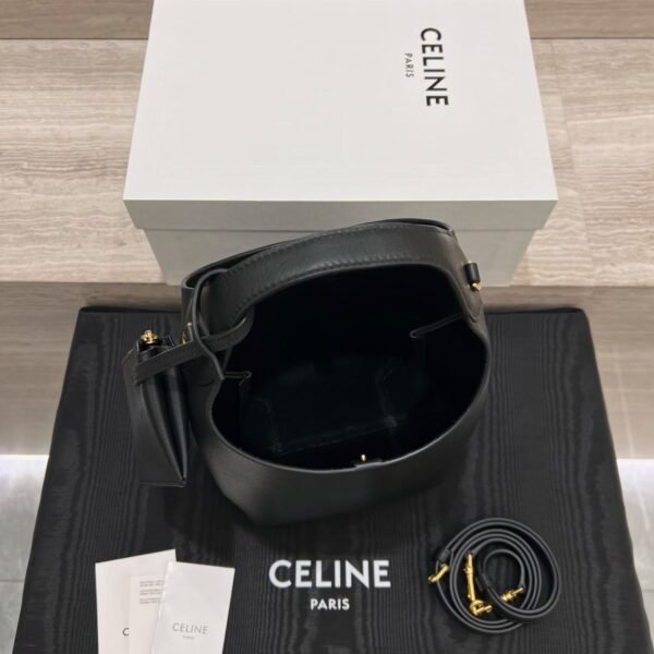 CELINE SMALL HOBO IN SUPPLE SMOOTH CALFSKIN