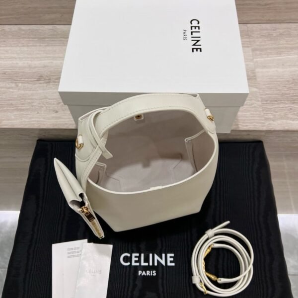 CELINE SMALL HOBO IN SUPPLE SMOOTH CALFSKIN