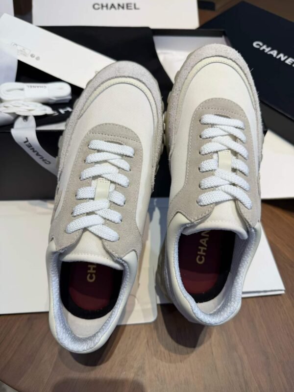 CHANEL 26S Sneakers