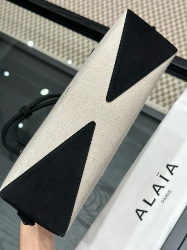 ALAIA LE TECKEL MEDIUM BAG IN CANVAS