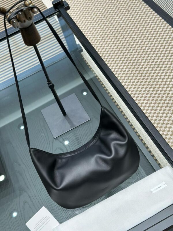 THE ROW E.W. Izzy Leather Bag