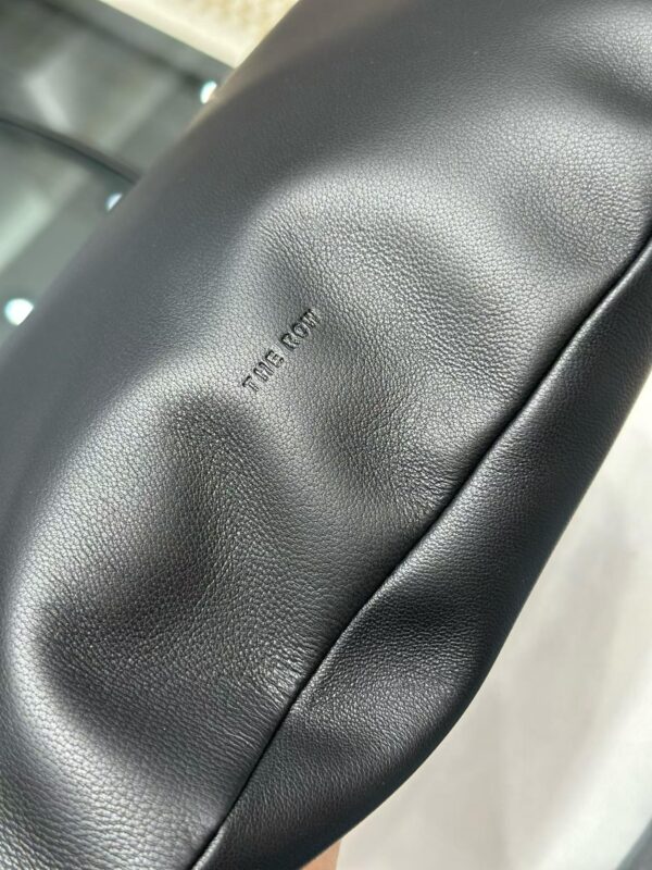 THE ROW E.W. Izzy Leather Bag