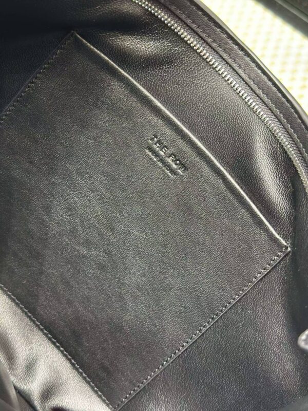 THE ROW E.W. Izzy Leather Bag