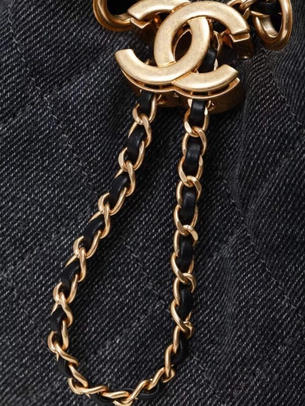 CHANEL 25 Mini Handbag