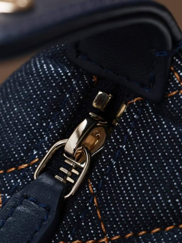CHANEL 26 Clutch with chain