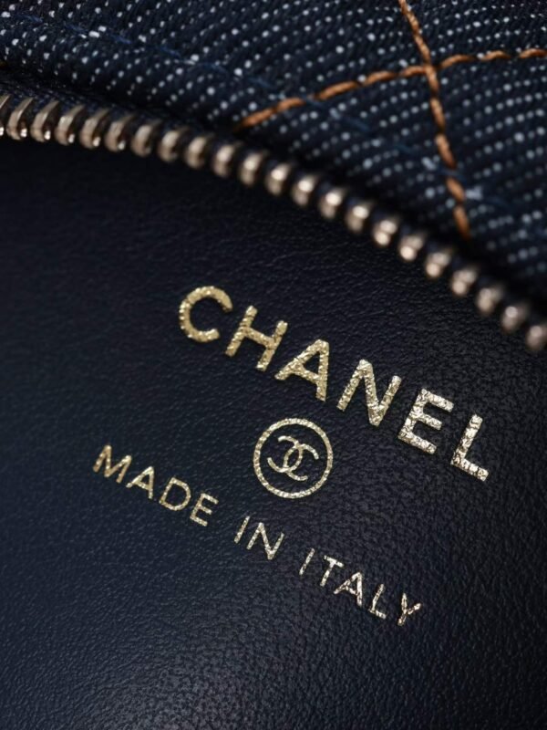 CHANEL 26 Clutch with chain