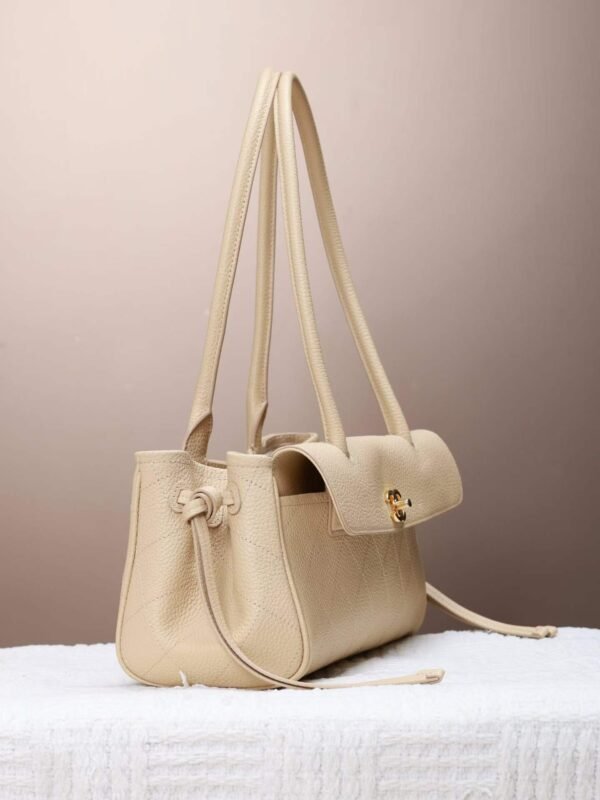 CHANEL Small Shopping Bag