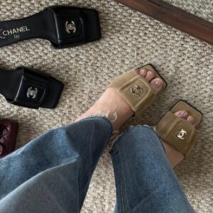 CHANEL  Slippers