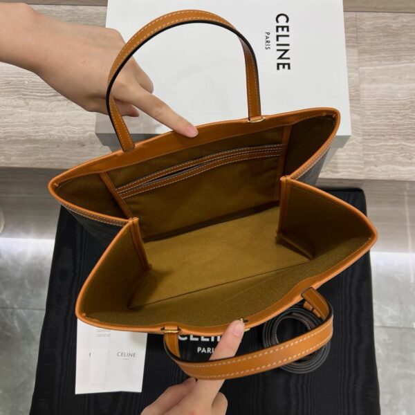 CELINE FLAT SHOPPER IN Triomphe Canvas