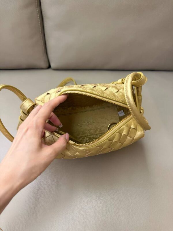 Bottega Veneta Loop Top Handle