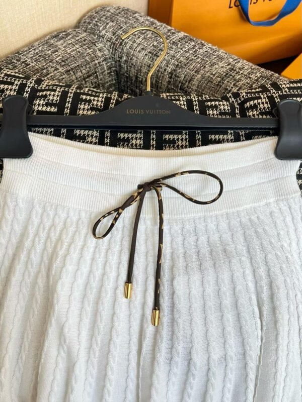 LOUIS VUITTON Knitted set