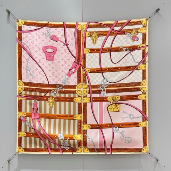 LOUIS VUTTION Square scarf