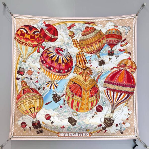 LOUIS VUTTION Square scarf