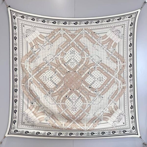 HERMES Square scarf