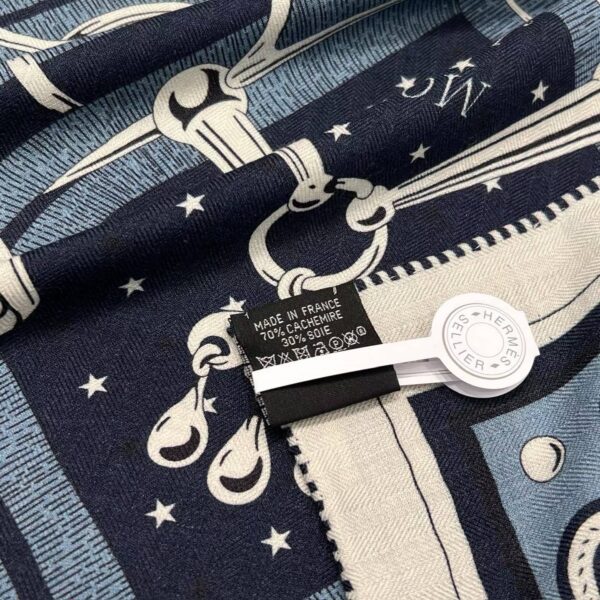 HERMES Square scarf