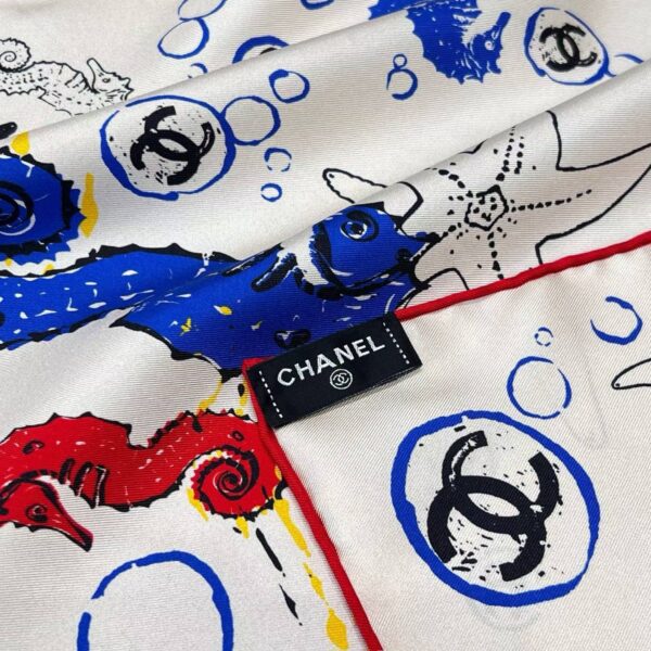 CHANEL Square scarf