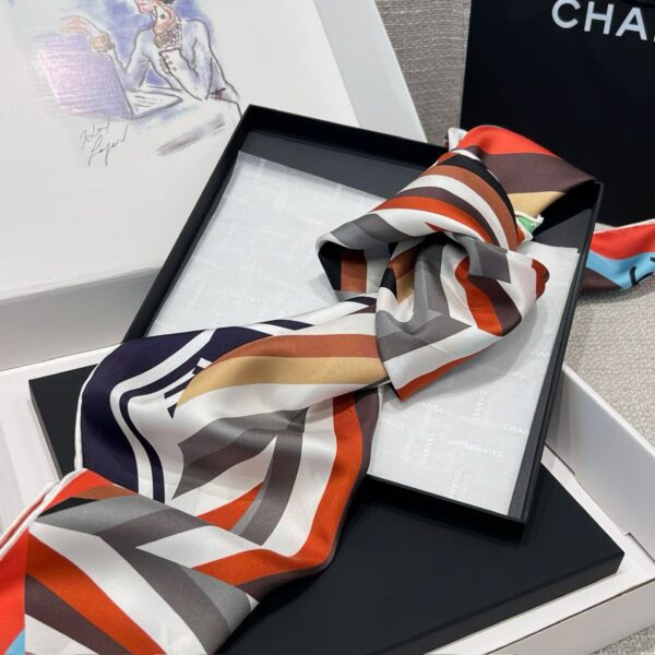 CHANEL  Square scarf