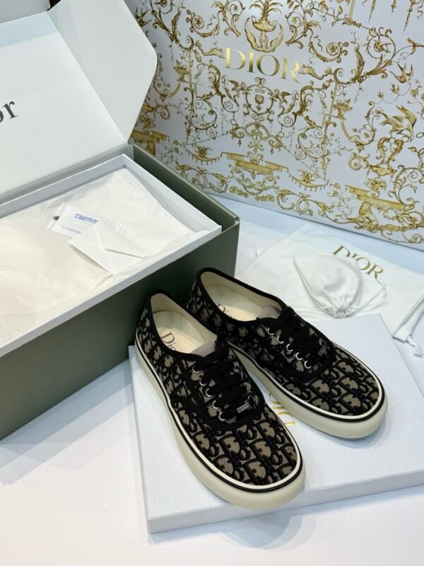 DIOR Canvas sneakers