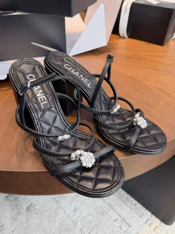 CHANEL Sandals