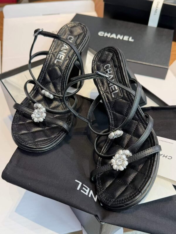 CHANEL Sandals