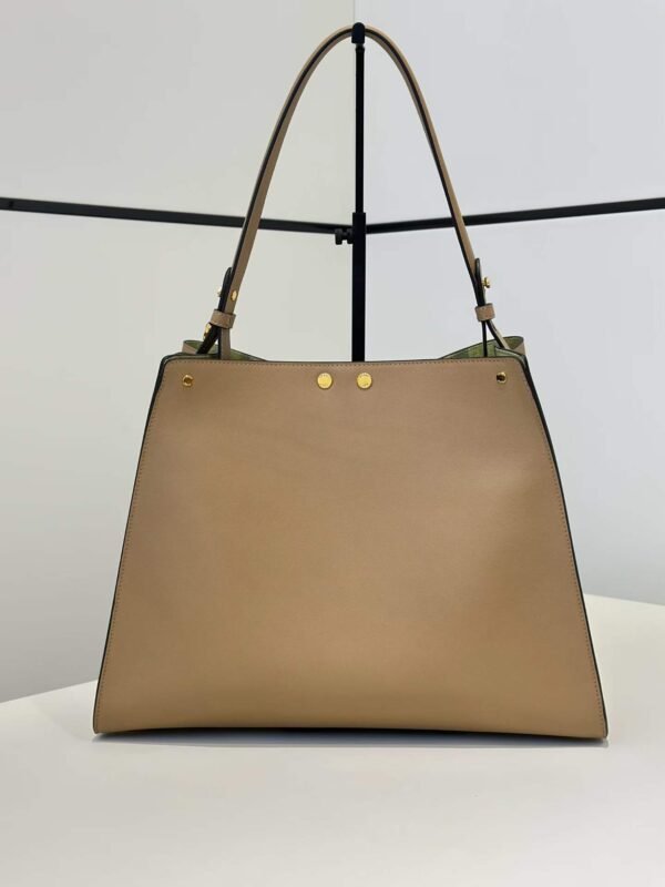 Fendi Way Medium