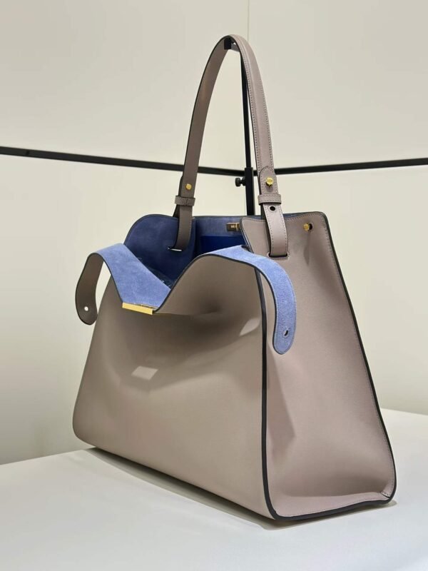 Fendi Way Medium