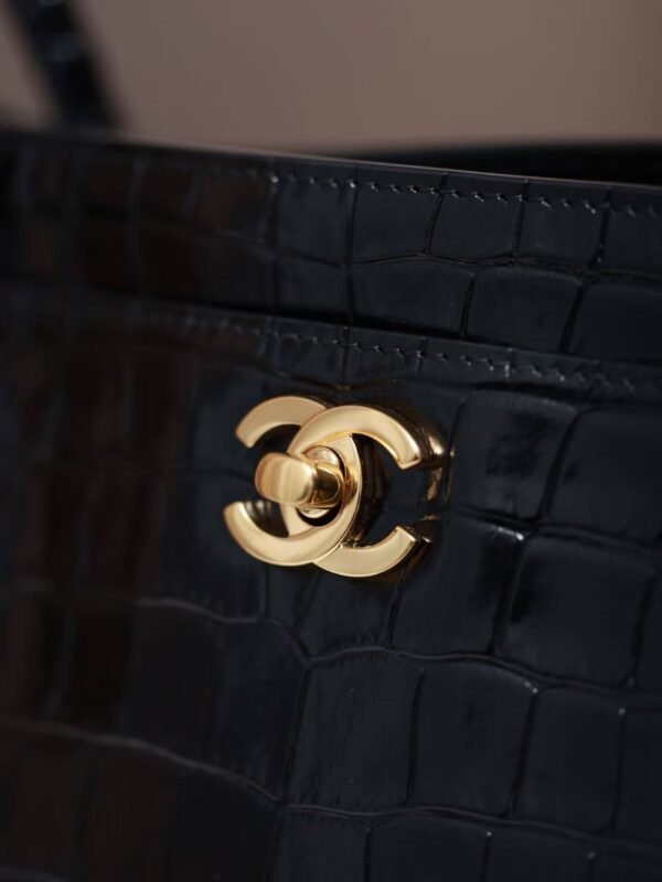 CHANEL Small Shopping Bag