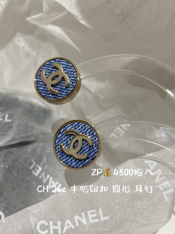 CHANEL Earrings