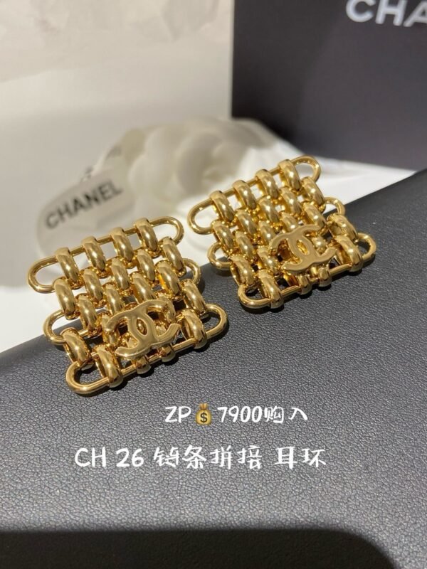 CHANEL Earrings