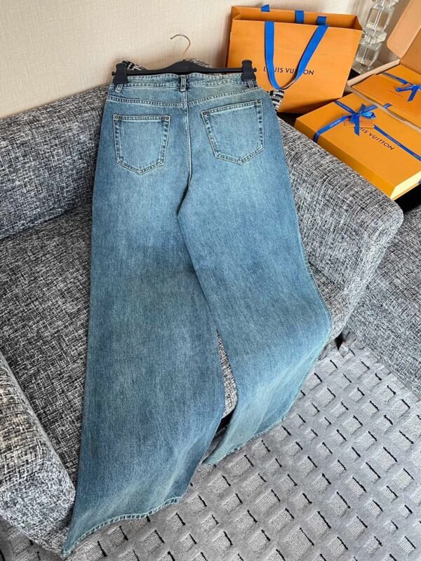 LOUIS VUITTON Jeans