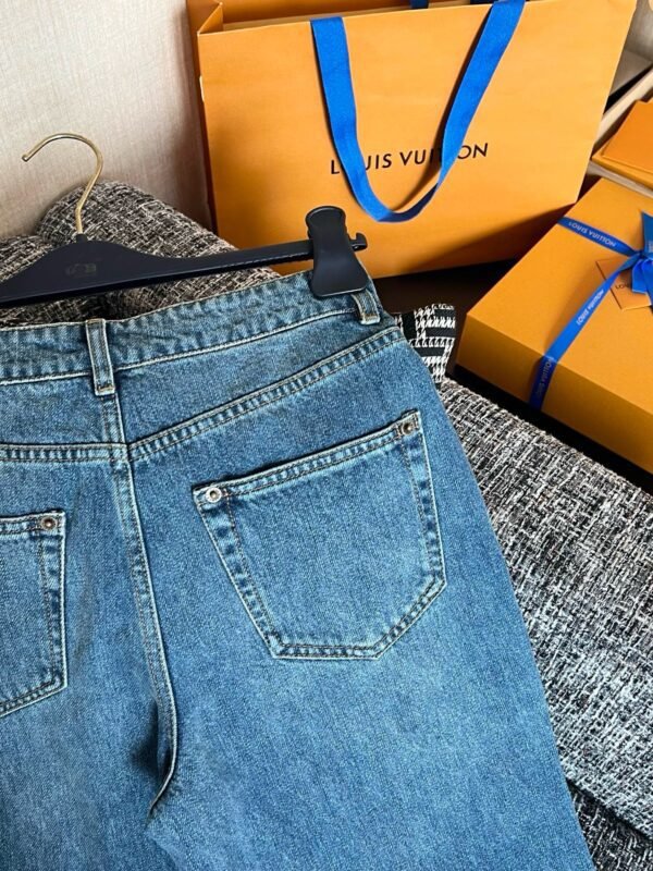 LOUIS VUITTON Jeans