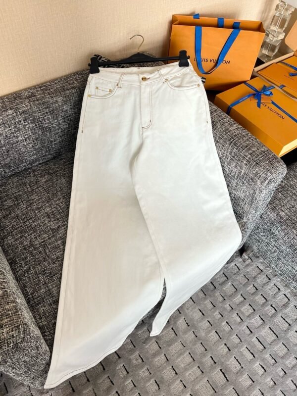 LOUIS VUITTON Jeans