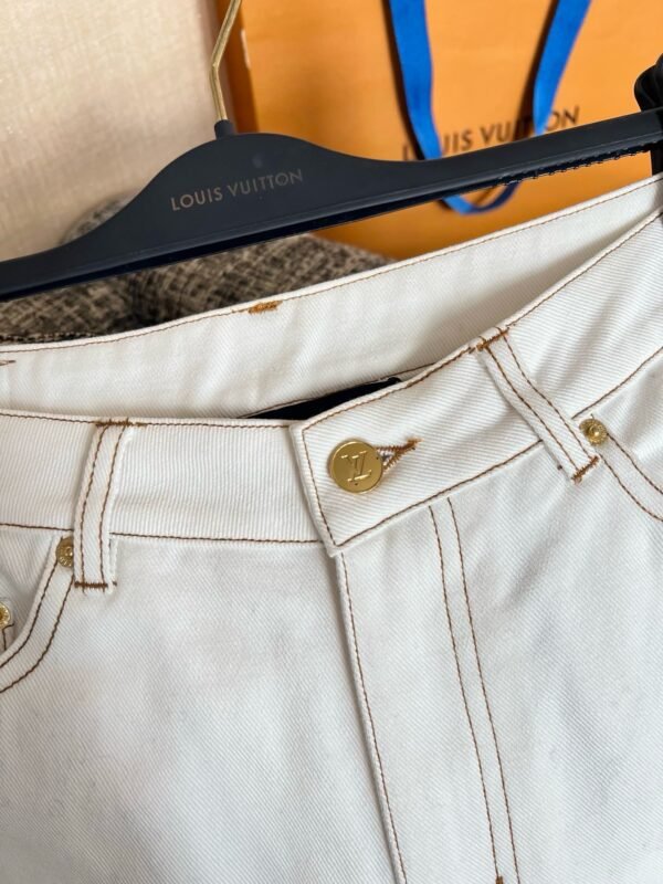 LOUIS VUITTON Jeans