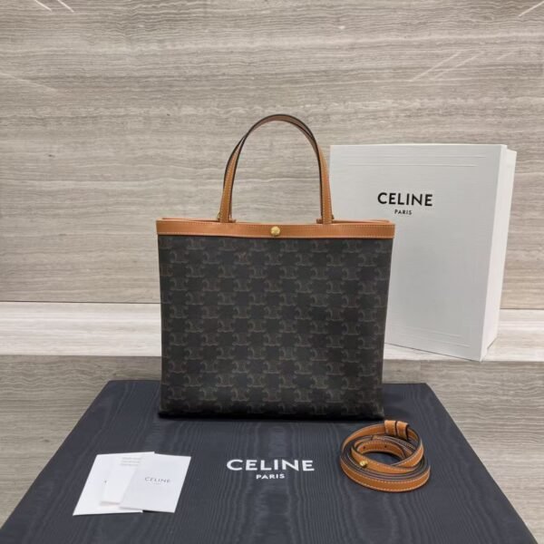 CELINE  FLAT SHOPPER IN Triomphe Canvas