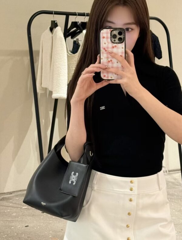 CELINE SMALL HOBO IN SUPPLE SMOOTH CALFSKIN