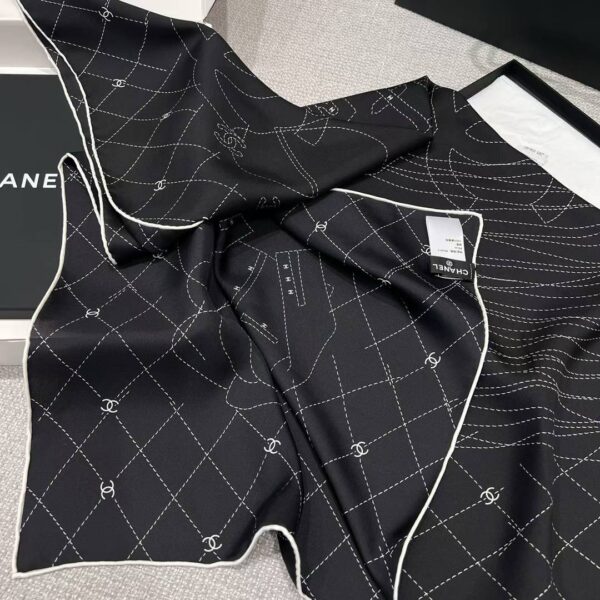 CHANEL  Square silk scarf