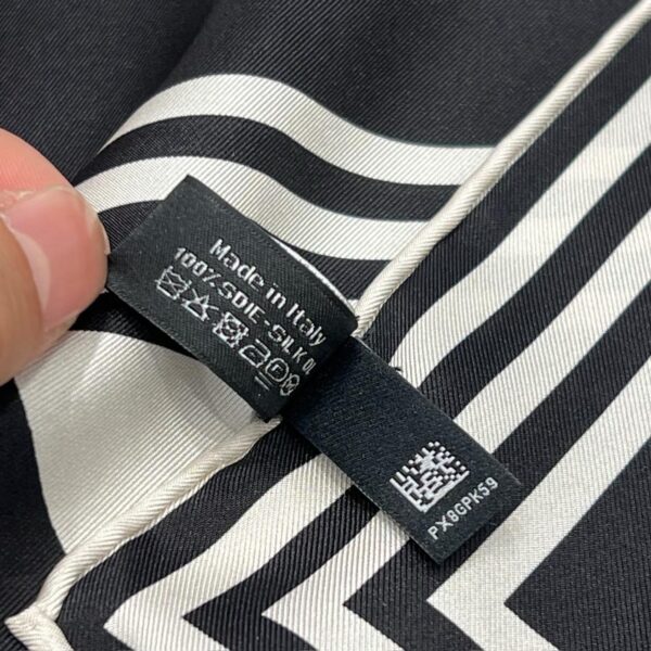 CHANEL  Square silk scarf
