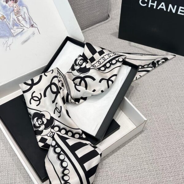 CHANEL  Square silk scarf