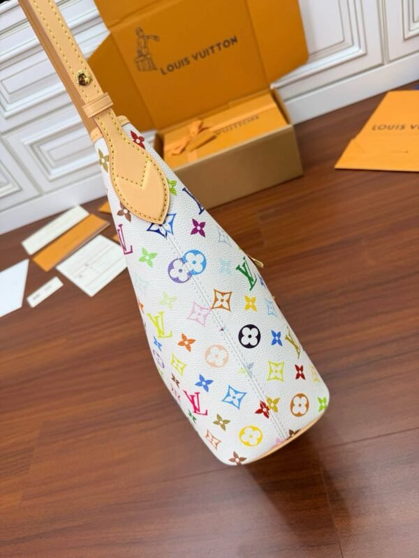 LOUIS VUITTON M27582 LV x TM LineUp Bag